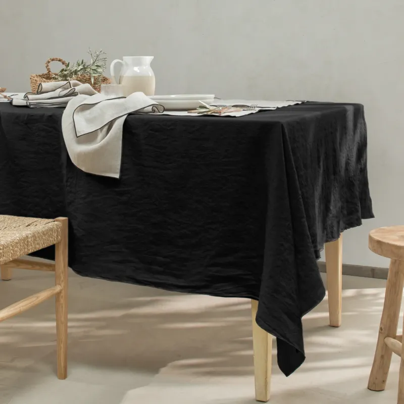 Nappe en lin lavé "Bourdon" encre noire