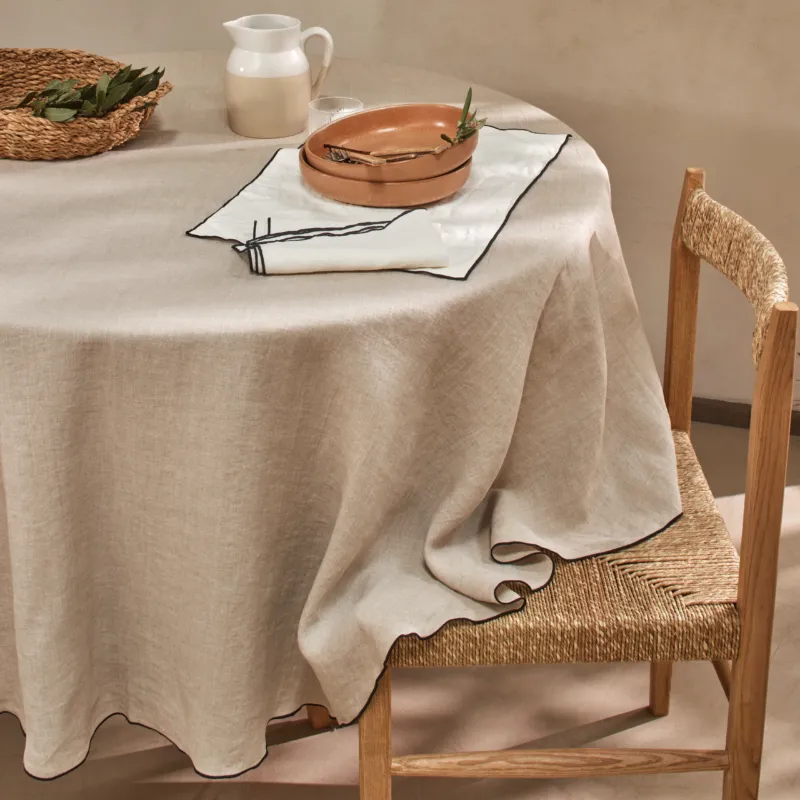Nappe ronde en lin lavé "Bourdon" naturel